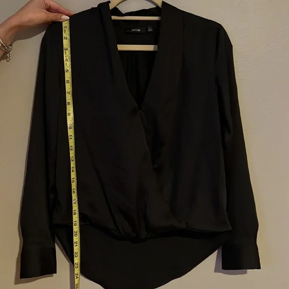 Apt 9 Black Blouse XS long sleeve - Picture 6 of 9